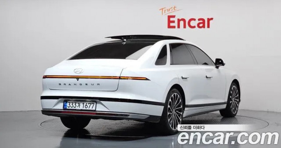 Hyundai Grandeur 