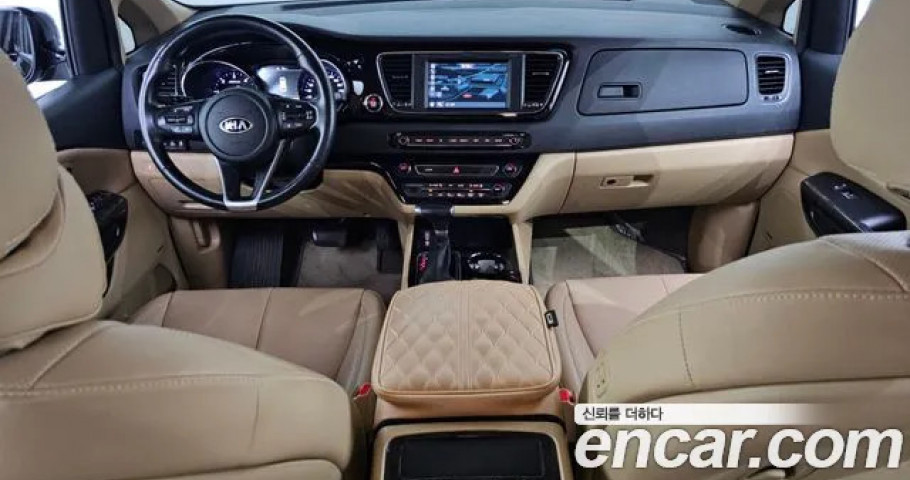 Kia Carnival 