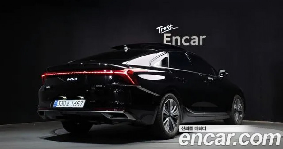 Kia K8 