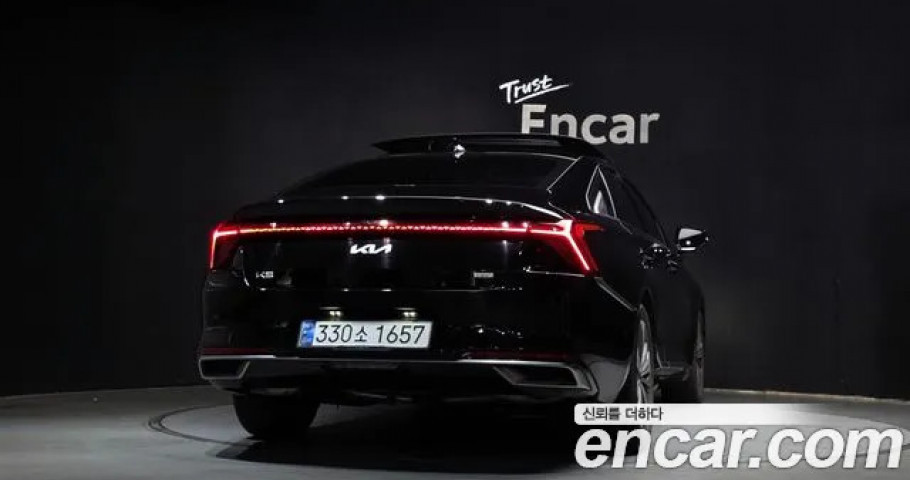 Kia K8 