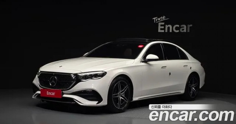 Mercedes-Benz E-Class 