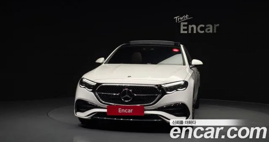 Mercedes-Benz E-Class 