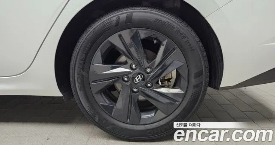 Hyundai Avante (Elantra) 