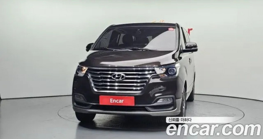 Hyundai Starex 