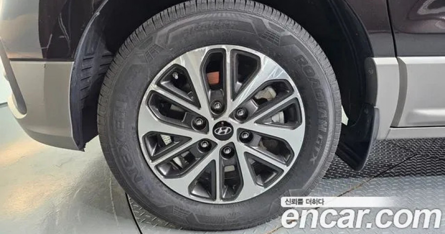 Hyundai Starex 