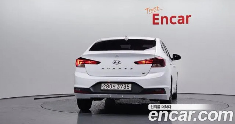 Hyundai Avante (Elantra) 