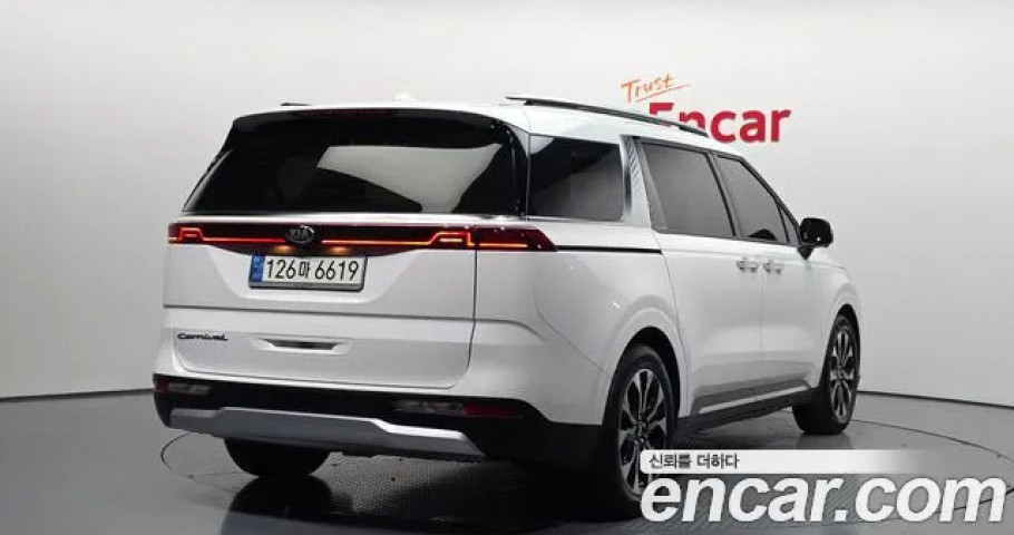 Kia Carnival 