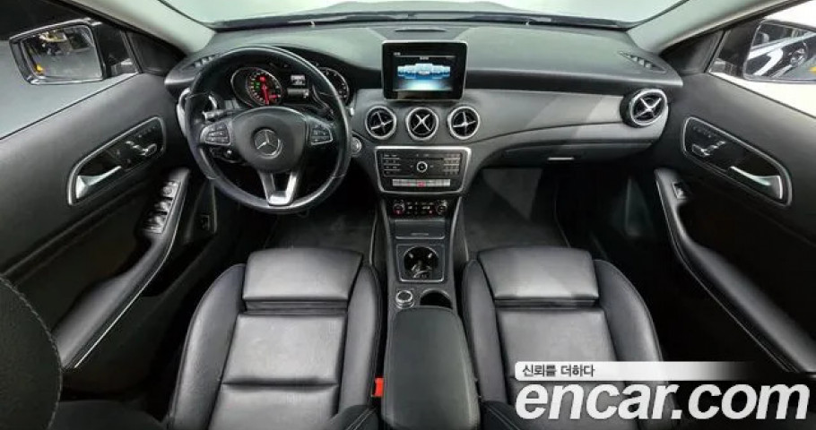 Mercedes-Benz Gla-Class 