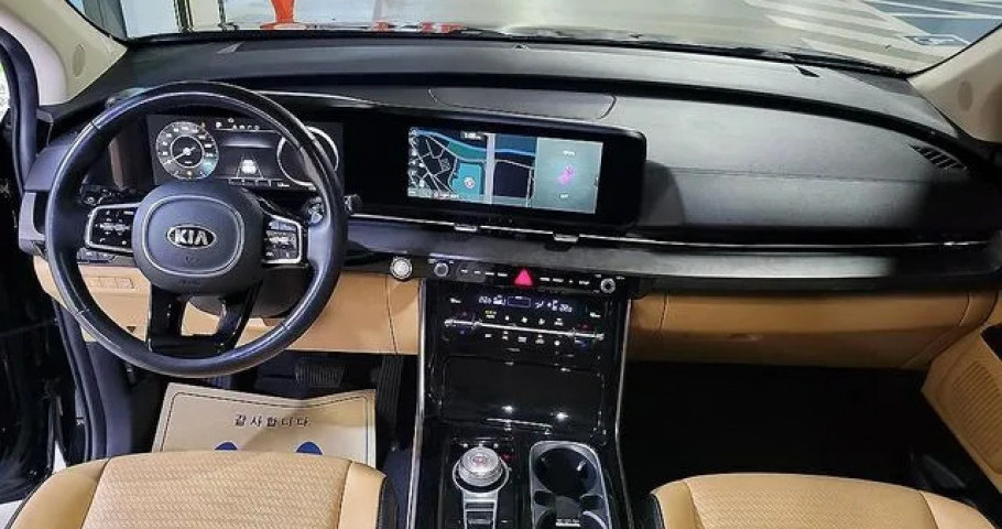 Kia Carnival 