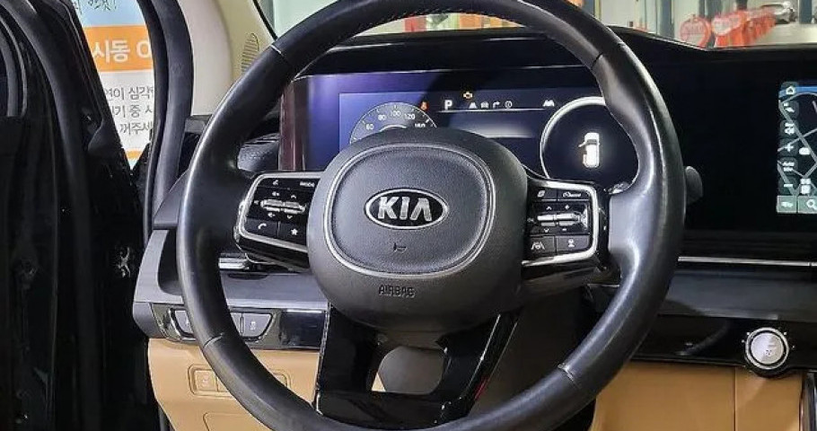Kia Carnival 