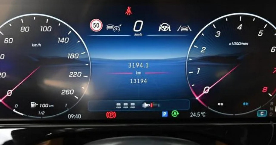 Mercedes-Benz E-Class 