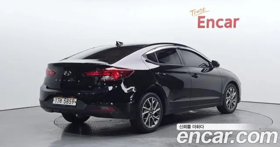 Hyundai Avante (Elantra) 
