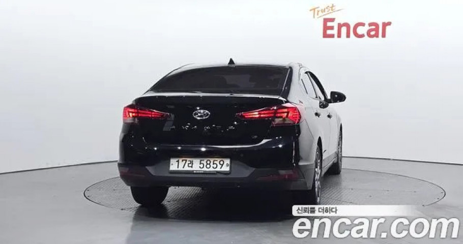 Hyundai Avante (Elantra) 