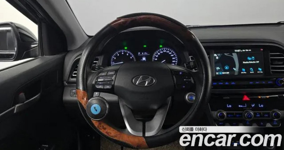 Hyundai Avante (Elantra) 