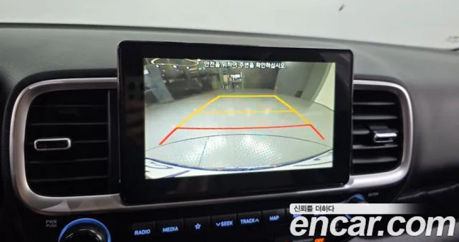 Hyundai Venue 