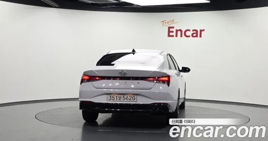 Hyundai Avante (Elantra) 