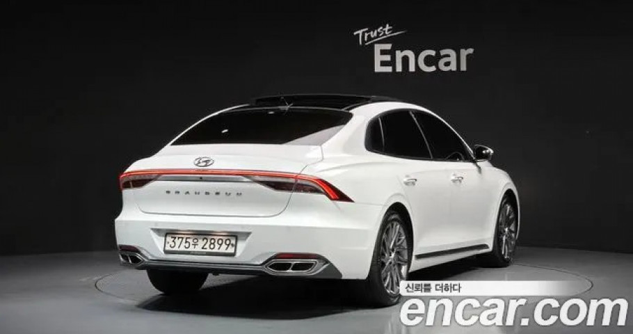 Hyundai Grandeur 