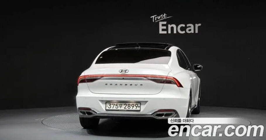 Hyundai Grandeur 