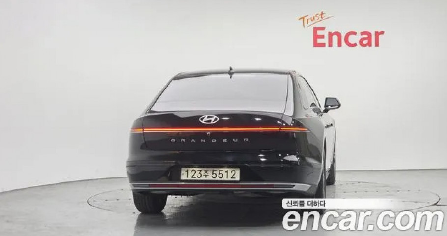 Hyundai Grandeur 
