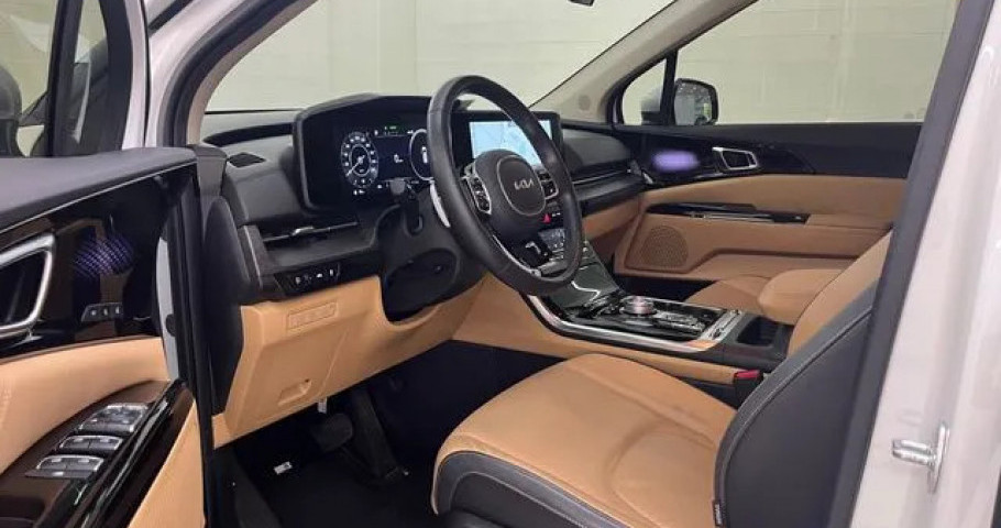 Kia Carnival 
