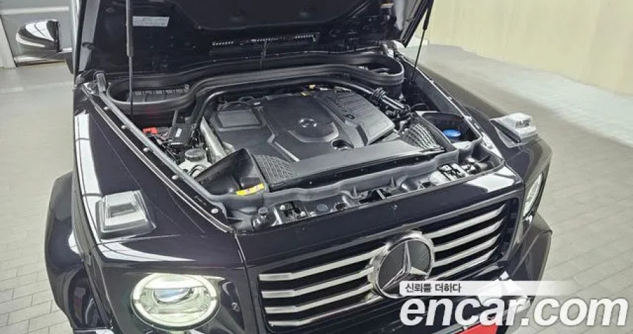 Mercedes-Benz G-Class 