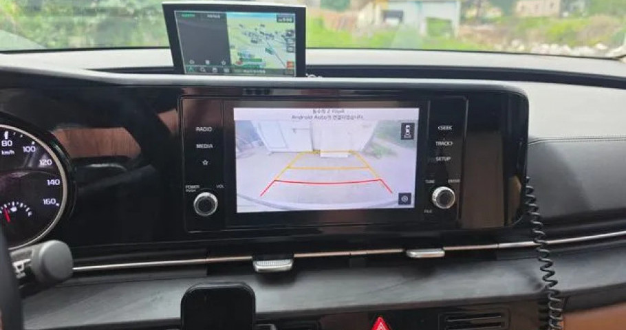 Kia Carnival 