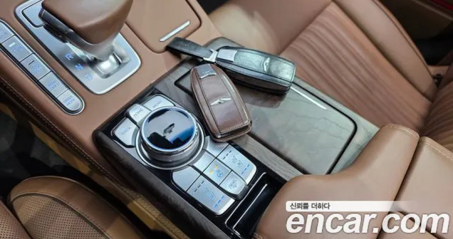 Genesis G90 