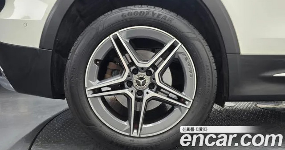 Mercedes-Benz Glb-Class 
