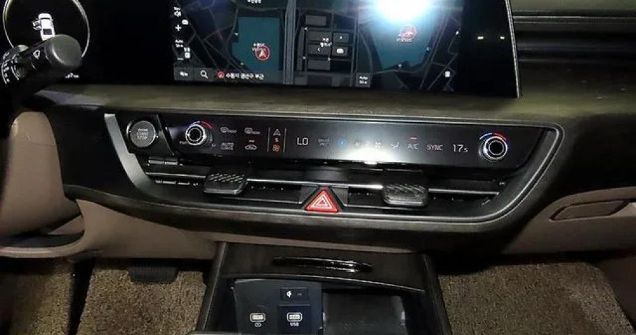 Kia K8 