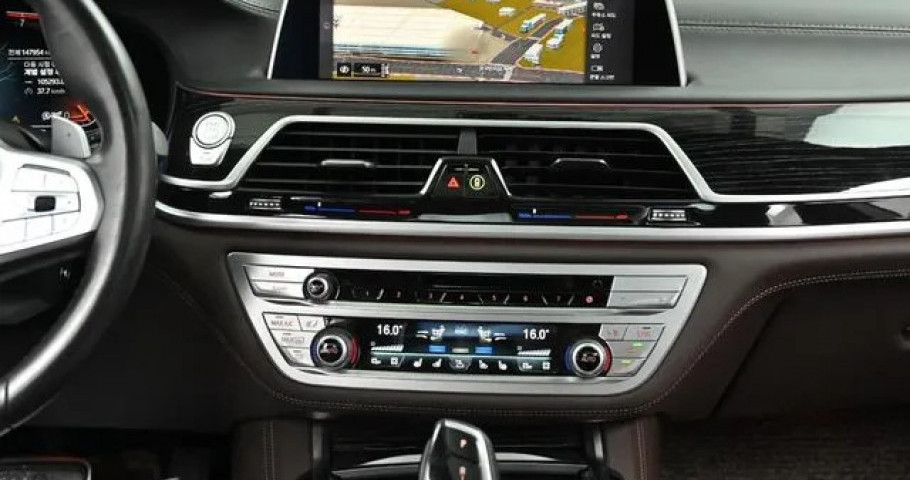 Bmw 7-Series 