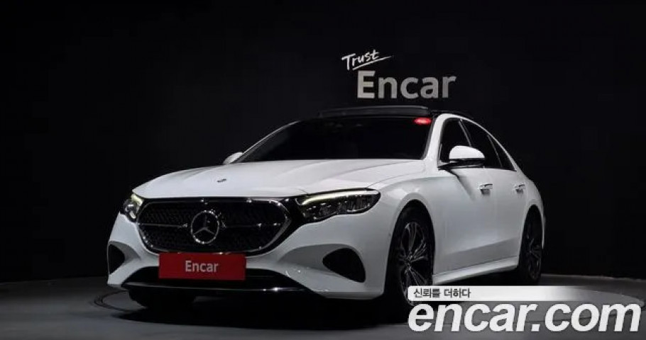 Mercedes-Benz E-Class 