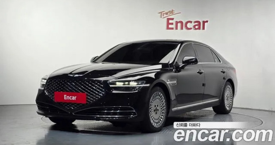 Genesis G90 