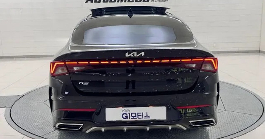 Kia K5 