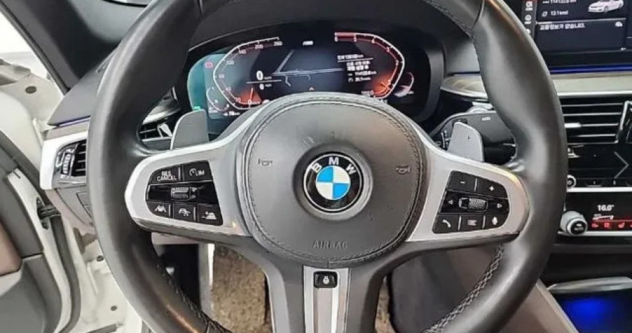 Bmw 5-Series 