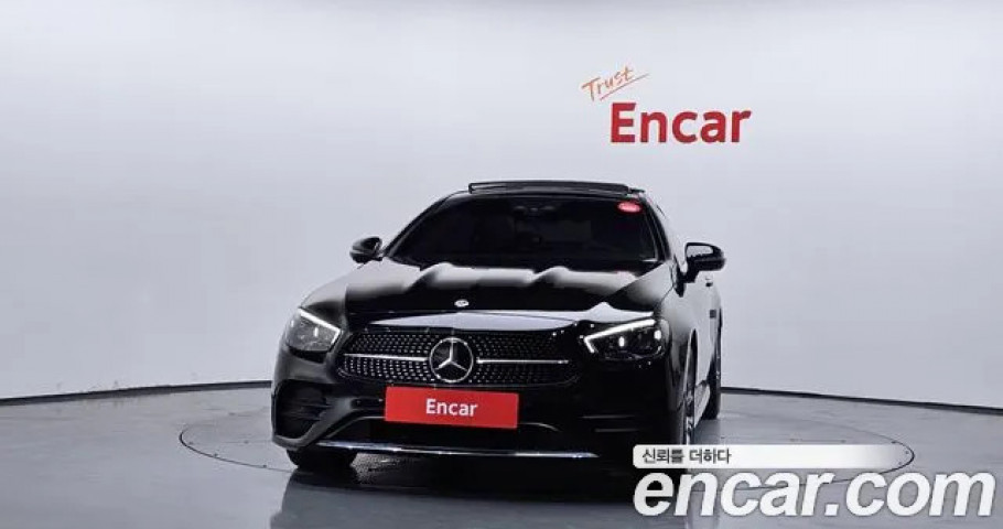 Mercedes-Benz E-Class 