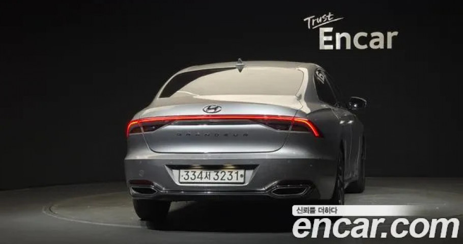Hyundai Grandeur 