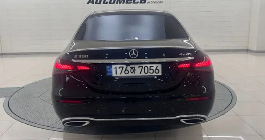 Mercedes-Benz E-Class 