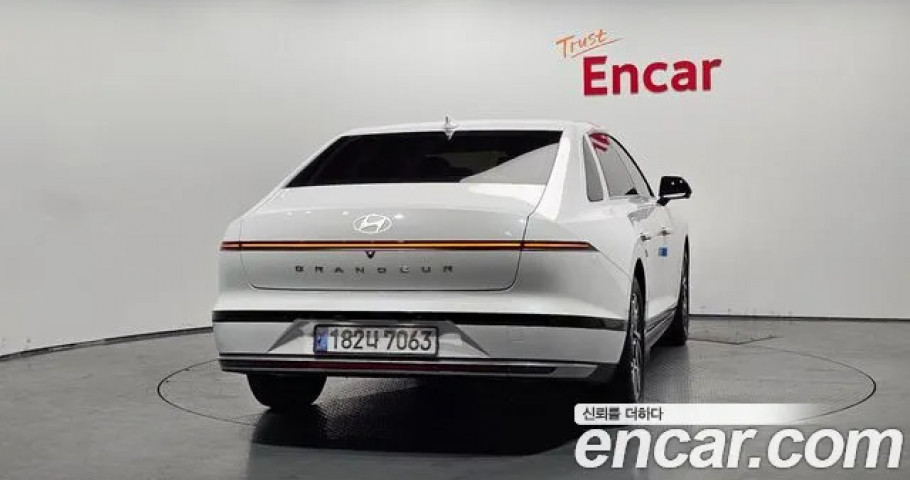 Hyundai Grandeur 