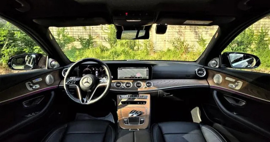 Mercedes-Benz E-Class 