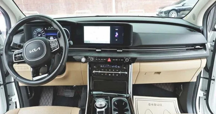 Kia Carnival 