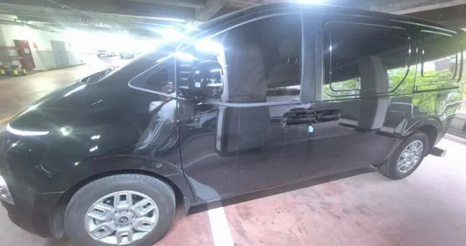 Hyundai Staria 