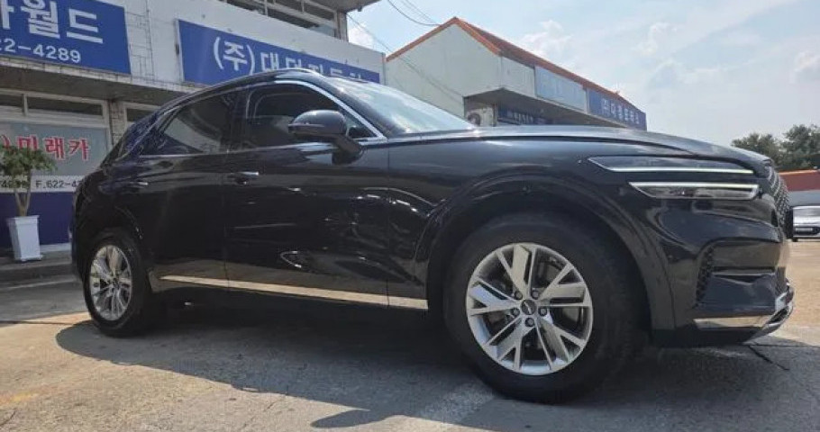 Genesis Gv70 