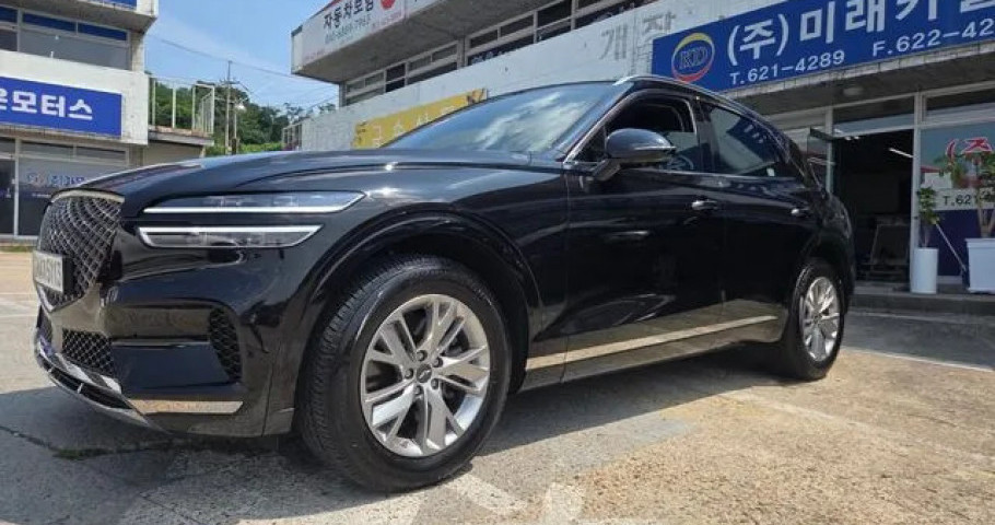 Genesis Gv70 