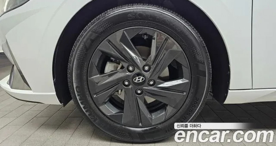 Hyundai Avante (Elantra) 