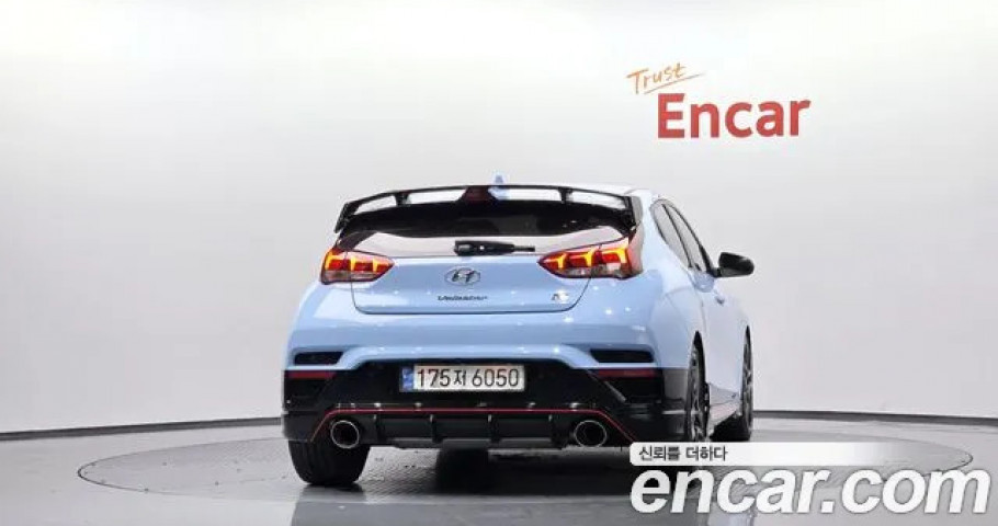 Hyundai Veloster 