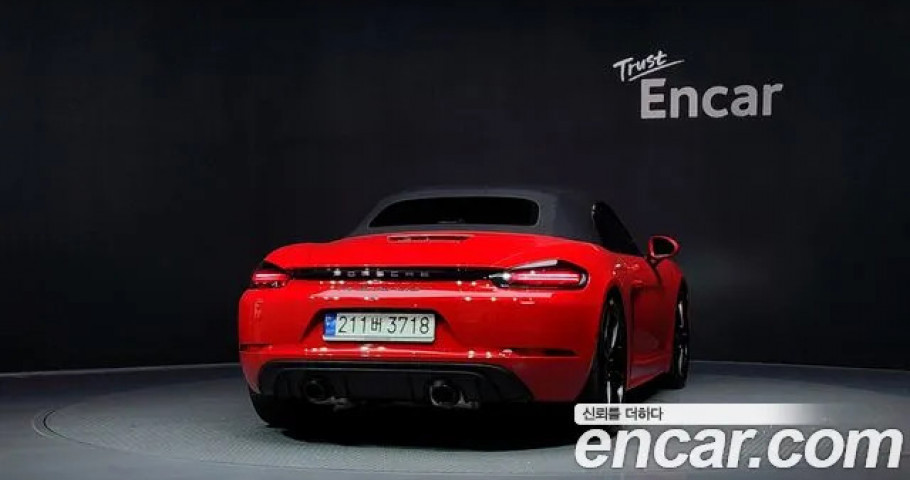 Porsche 718 