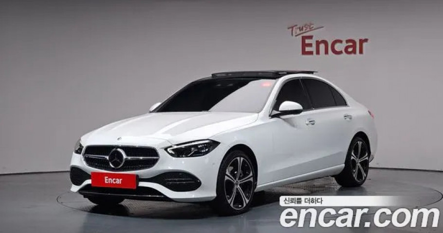 Mercedes-Benz C-Class 