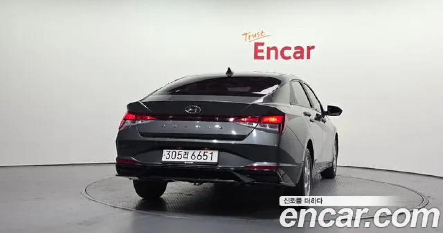 Hyundai Avante (Elantra) 