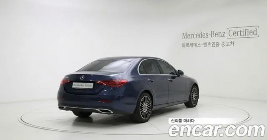 Mercedes-Benz C-Class 