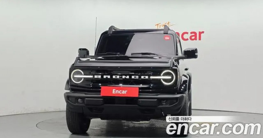 Ford Bronco 